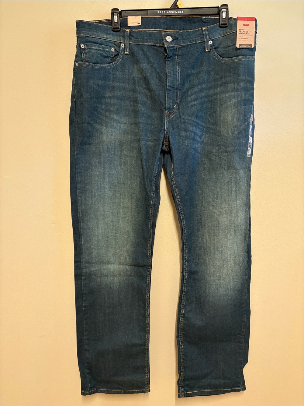Levis 559 relaxed straight jeans